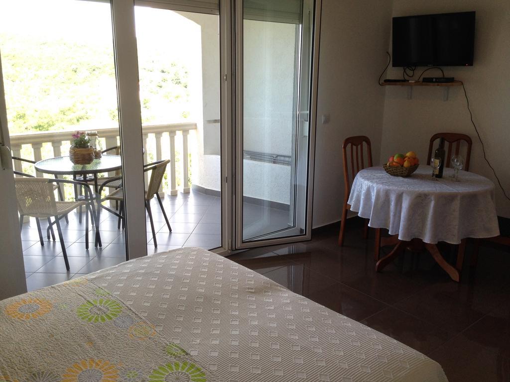 Apartmani Lazarevic Luštica Luaran gambar